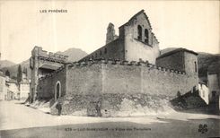 VINTAGE POSTCARD Holy Luz Saver L Church of Templiers