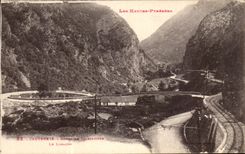 VINTAGE POSTCARD Cauterets the Snail Road of Pierrefitte