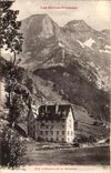 VINTAGE POSTCARD Gavarnie Large Hotel Of Vignemale Peaks D Astazou and MArbore