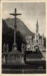VINTAGE POSTCARD Heavy the Basilica