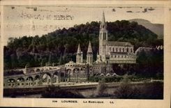 VINTAGE POSTCARD Heavy the Basilica