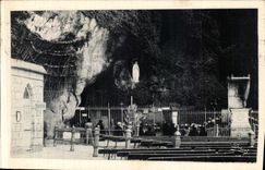 VINTAGE POSTCARD Heavy the cave