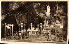 VINTAGE POSTCARD Heavy the Miraculous Cave