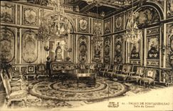 VINTAGE POSTCARD Palate of Fontainebleau Room Of the Council