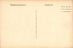 VINTAGE POSTCARD Castle of Fontainebleau the Baptistry Of the Oval Court