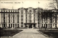 VINTAGE POSTCARD Fontainebleau Savoy Hotel