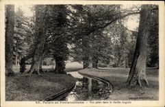 VINTAGE POSTCARD Palate of Fontainebleau Seen from in the English Garden