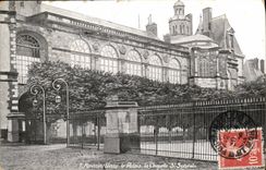 VINTAGE POSTCARD Fontainebleau Palate the vault St Saturnin