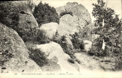 VINTAGE POSTCARD Fontainebleau the Drill Rocks D avon