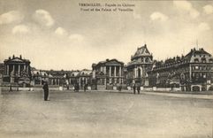 VINTAGE POSTCARD Versailles Frontage of the Castle