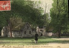 VINTAGE POSTCARD Versailles Park of Small Trianon the Farm