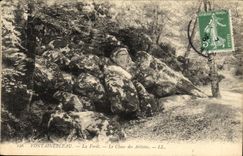 VINTAGE POSTCARD Palate of Fontainebleau the Drill the Chaos of the Artists