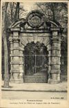VINTAGE POSTCARD Fontainebleau Old door of L hotel of Luynes known as of the drum