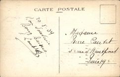 VINTAGE POSTCARD Palate of Fontainebleau Strong of the Denecourt Tower