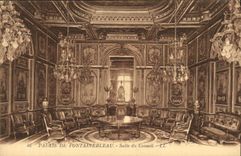 VINTAGE POSTCARD Palate of Fontainebleau Room of the Council
