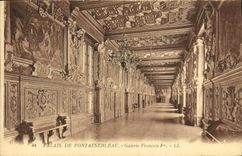VINTAGE POSTCARD Palate of Fontainebleau Francois Gallery 1st