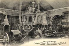 CPA Versailles Musee des Voitures Carrosse du Sacre de Charles X