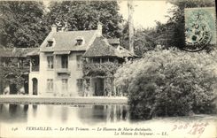 CPA Versailles Le Petit Trianon Le Hameau de Marie Antoinette