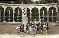 VINTAGE POSTCARD Versailles Park Colonnades