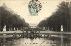 VINTAGE POSTCARD Park of Versailles D Apollo and Green Carpet