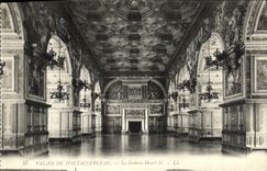 VINTAGE POSTCARD Palate of Fontainebleau the Gallery Henri II