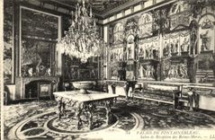 VINTAGE POSTCARD Palate of Fontainebleau Reception room of the Queens Mothers