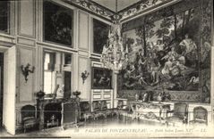 VINTAGE POSTCARD Palate of Fontainebleau Small Living room Louis XV