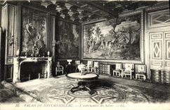 VINTAGE POSTCARD Palate of Fontainebleau L Anteroom of the Living rooms