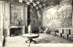 VINTAGE POSTCARD Fontainebleau the Palate the Living room of the Tapestries