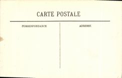 VINTAGE POSTCARD Palate De Fontainebleau Frontage On the Court of the Good byes