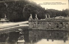 VINTAGE POSTCARD Palate of Fontainebleau Gone and Basin of the Cascades taken of the Floor