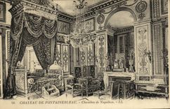 VINTAGE POSTCARD Castle De Fontainebleau Room of Napoleon