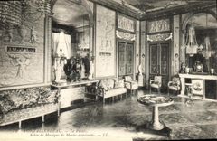 VINTAGE POSTCARD Fontainebleau the Palate Living room of Music of Marie Antoinette