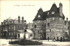 POSTAL Dieppe de la VENDIMIA las dos torres de las mujeres mayores