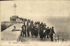 POSTAL Dieppe de la VENDIMIA el embarcadero