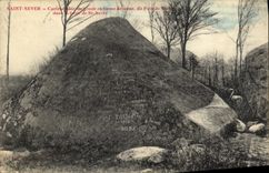 VINTAGE POSTCARD Saint Sever Curieux block about granite in the shape of cone says sugar loaf in the drill of St Sever