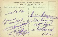 VINTAGE POSTCARD Houlgate the Beach