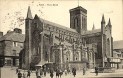 VINTAGE POSTCARD Notre Dame Enfants Transfers