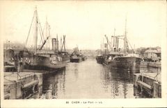 VINTAGE POSTCARD Caen the Port Boats