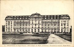 CPA Deauville La plage fleurie Hotel Royal 