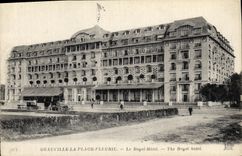 CPA Deauville La Plage fleurie Le Royal Hotel The Royal Hotel 