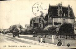 VINTAGE POSTCARD Deauville Villas