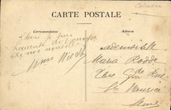 VINTAGE POSTCARD Cliff Surroundings the Laundrette of Marie Jolly