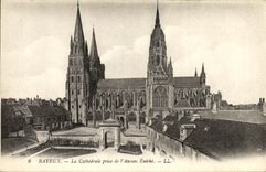 POSTAL Bayeux de la VENDIMIA la catedral tomada de L Eveche viejo