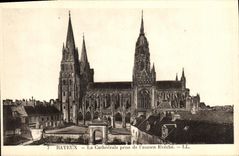 POSTAL Bayeux de la VENDIMIA la catedral tomada de L Eveche viejo