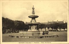 La POSTAL Bayeux Fontaine de la VENDIMIA coloca St Patrice