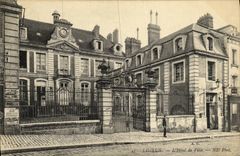VINTAGE POSTCARD Lisieux L Town hall