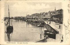 POSTAL Trouville de la VENDIMIA los barcos de Quay Joinville