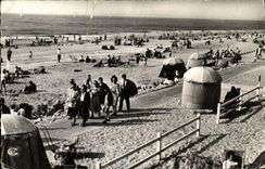 CPSM Trouville la reina de las playas la playa