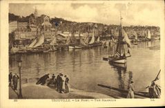 POSTAL Trouville de la VENDIMIA el barco portuario